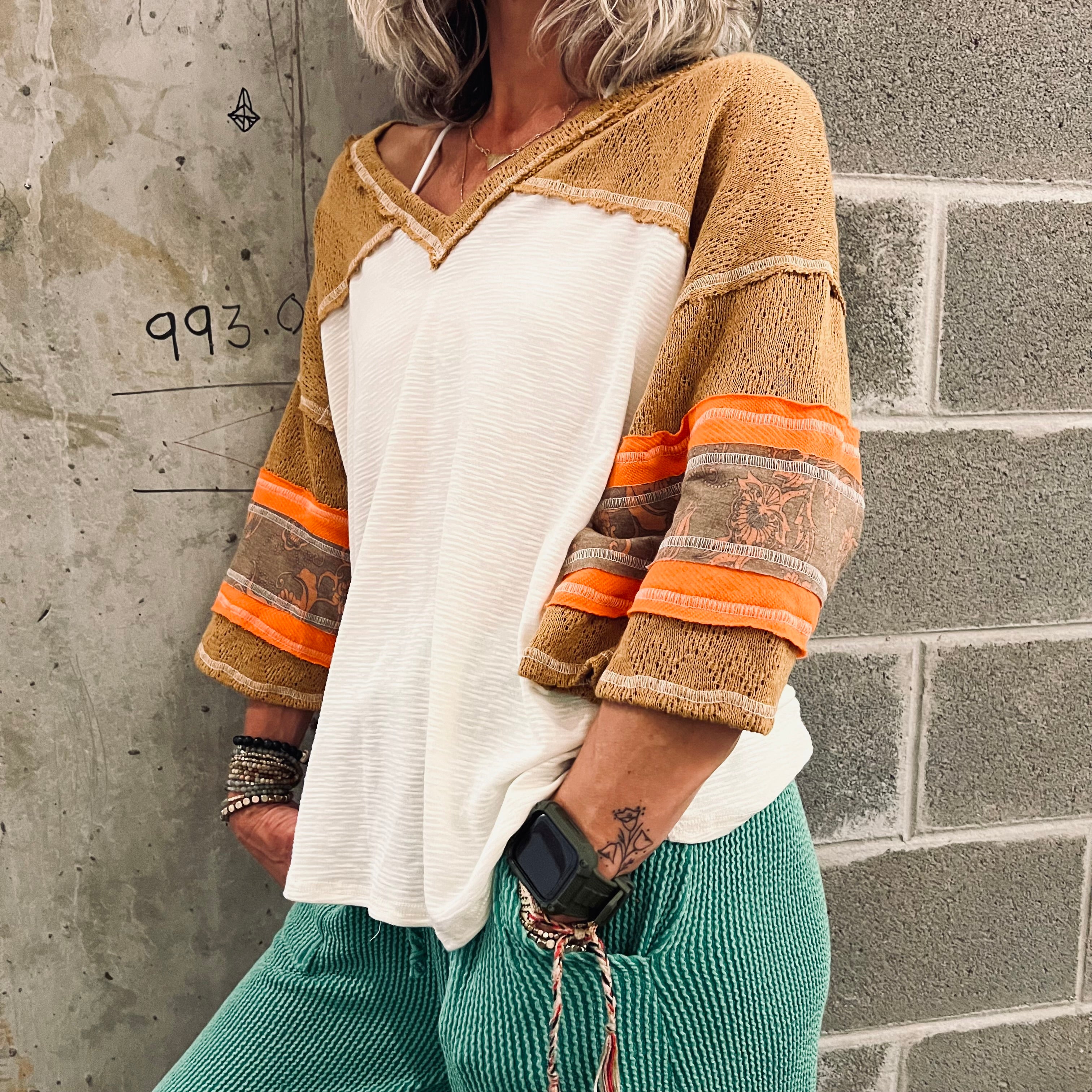 Honeywave V-Neck