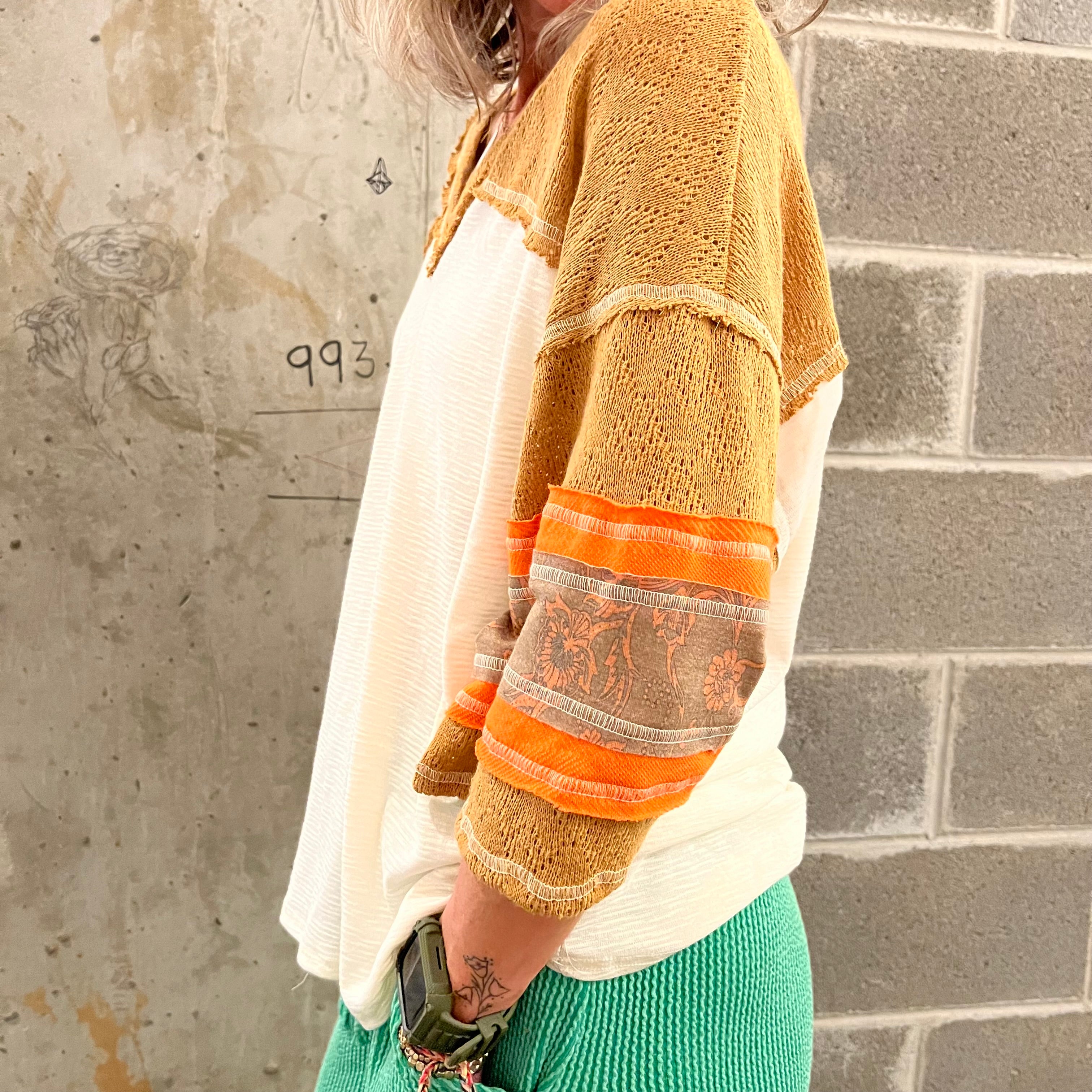 Honeywave V-Neck