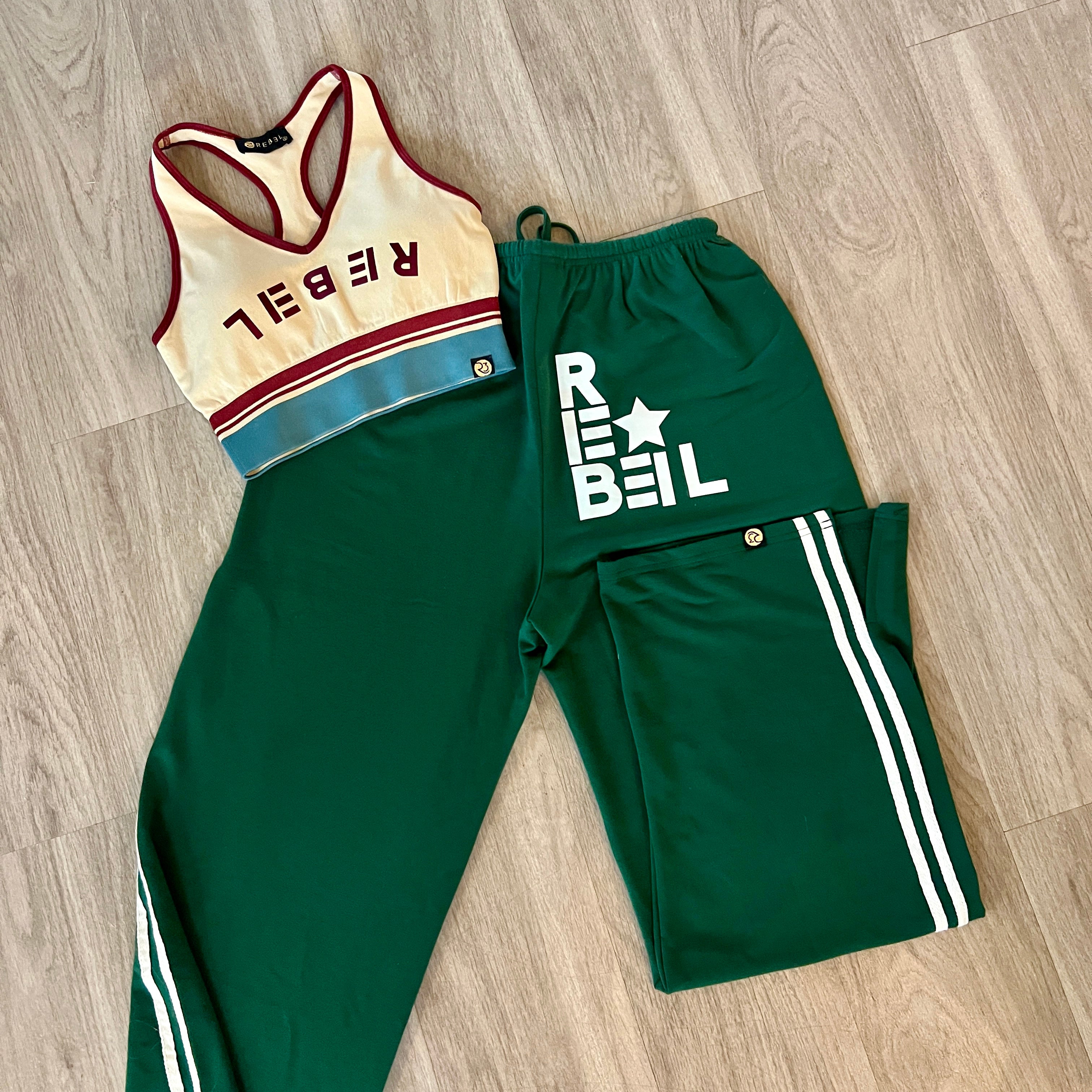 The Retro REB3L Brami – Sandstone Stripe