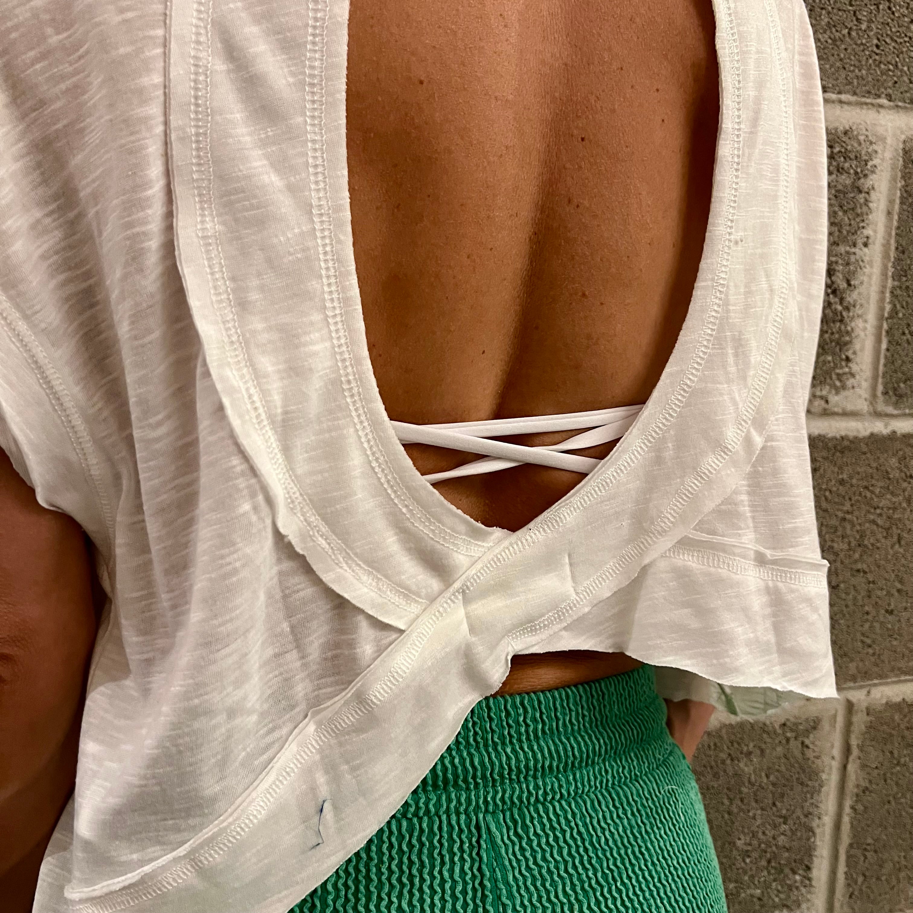 Aura Cut Tee