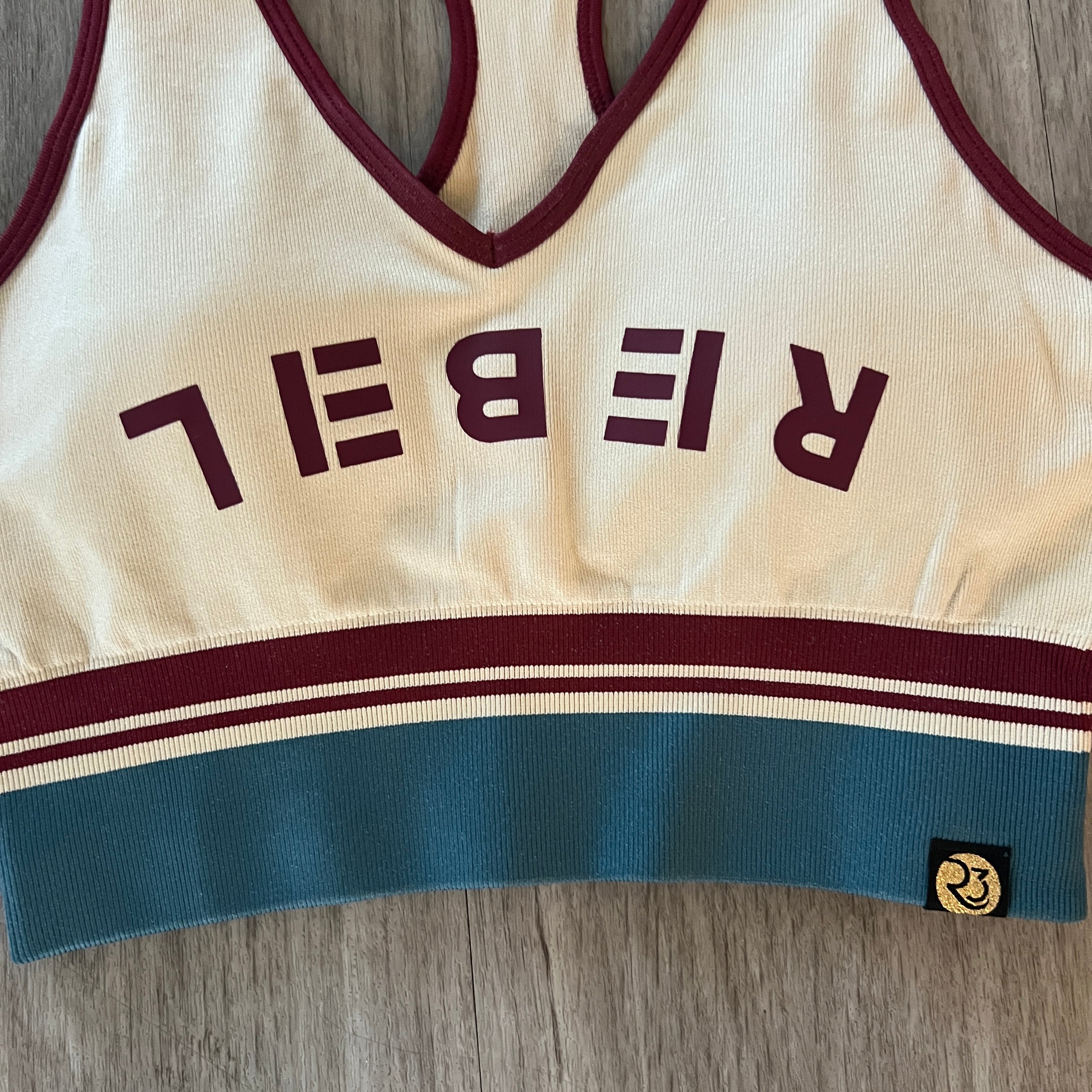 The Retro REB3L Brami – Sandstone Stripe